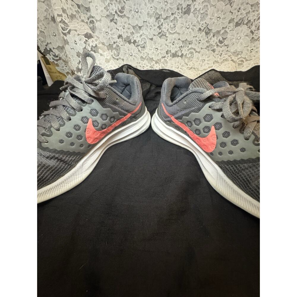 Size 7 - Nike Downshifter 7 Grey Lava Glow W - Picture 4 of 11